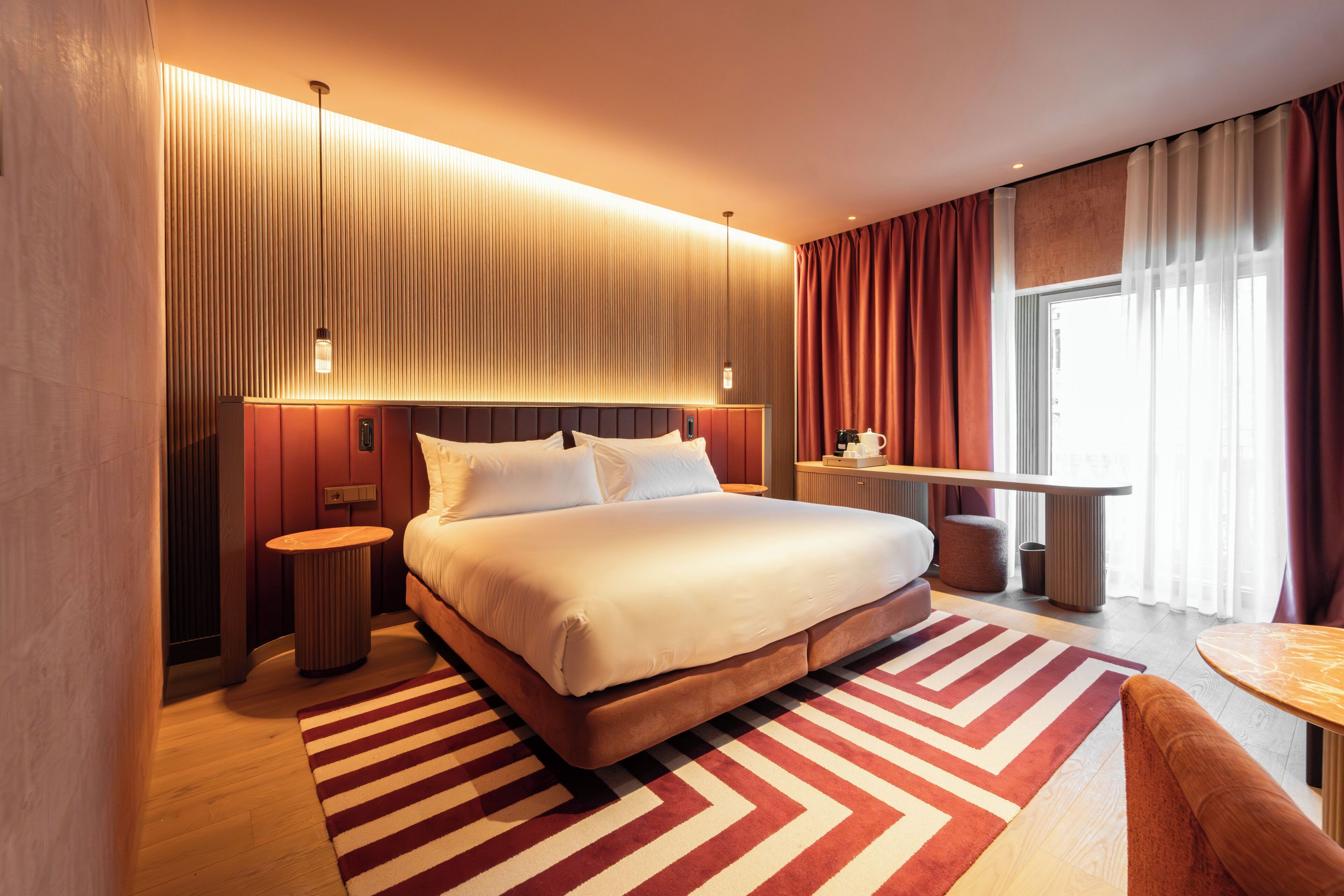 Premium bedding, minibar, in-room safe, desk