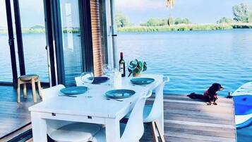 Buiten dineren