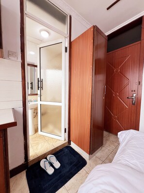 1 bedroom, iron/ironing board, WiFi, bed sheets - Maryaj studio Nairobi-CBD (Nairobi)