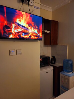 Unclassified image, 2 of 9, button - Maryaj studio Nairobi-CBD (Nairobi)