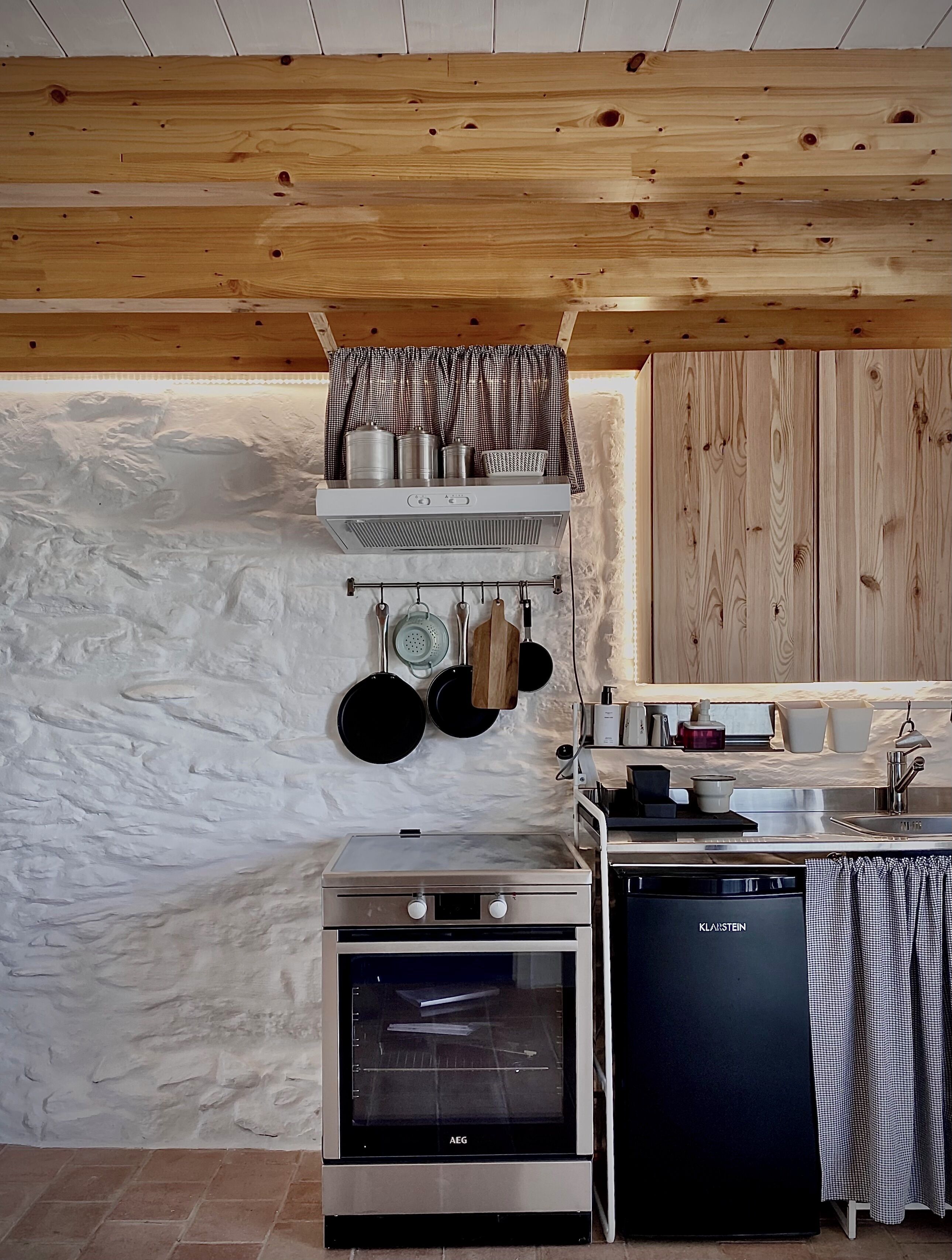 私人厨房 | 大冰箱、微波炉、烤箱、炉灶