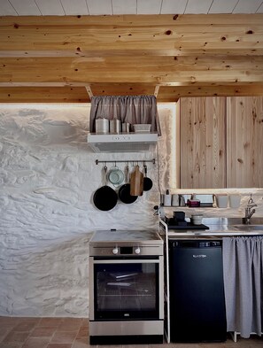 私人厨房 | 大冰箱、微波炉、烤箱、炉灶