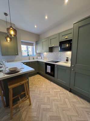 Microwave, oven, dishwasher