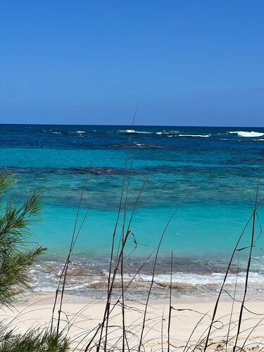 Seaside Rental w/ Dockslip, Abaco, Little Harbour