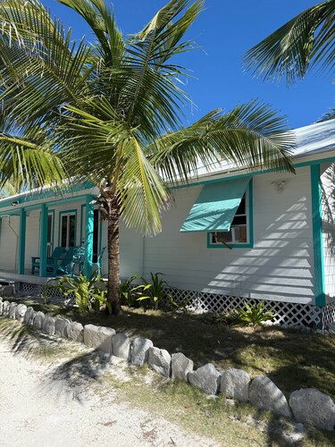 Seaside Rental w/ Dockslip, Abaco, Little Harbour