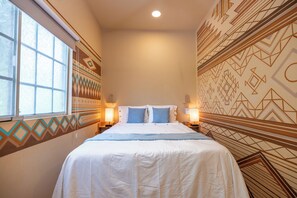 In-room safe, desk, iron/ironing board, free WiFi - Steps to Beach & Dowtown, Starlink WiFi, Laundry Service, PetsOK (Lo de Marcos)