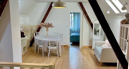 Maison privĂ©e 70m2 avec jardin Ă 5 arrĂȘts bus de centre strasbourg, chez Regine