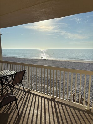 Outdoor dining - 2-bedroom condo on lovely Indian Rocks Beach with AC (Indian Rocks Beach)
