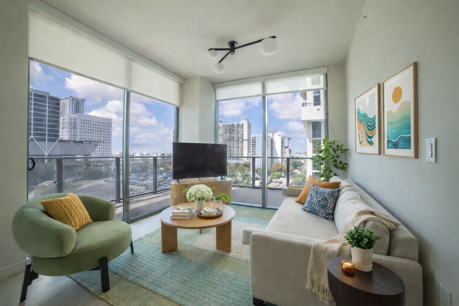 Apartment, 2 Bedrooms, Balcony, City View | Living area