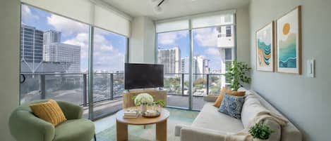 Apartment, 2 Bedrooms, Balcony, City View | Living area