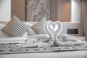 3 slaapkamers, een strijkplank/strijkijzer, wifi, beddengoed