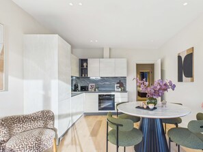Interior - Modern St Pancras Apartment (Greater London)