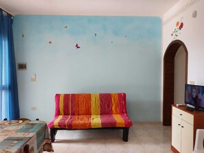 TV, fireplace - VILLETTA ANNA MARIA annaducasalento Marina di Ugento LE (Ugento)