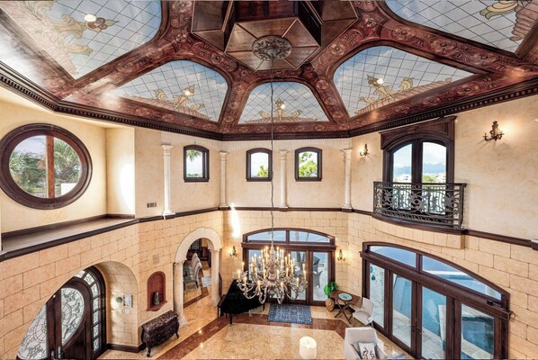 Interior - Rose of Destin - Sleeps 12 - Mediterranean styling on 4-Prong Lake! (Destin)
