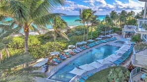 Pool - Bright 1-bedroom Condo in beautiful Miami Beach, Walk to the Beach (Miami Beach)
