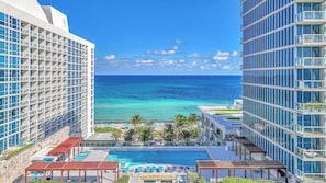 Exterior - Bright 1-bedroom Condo in beautiful Miami Beach, Walk to the Beach (Miami Beach)