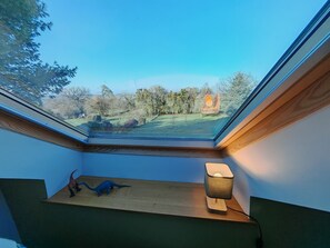 Interior - Gîte Anmany : A soothing place in the Morvan, for a comfortable stay. (Velars-Le-Comte)