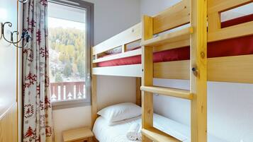 Appartement Classique, vue montagne | Fer et planche Ă repasser, Wi-Fi gratuit