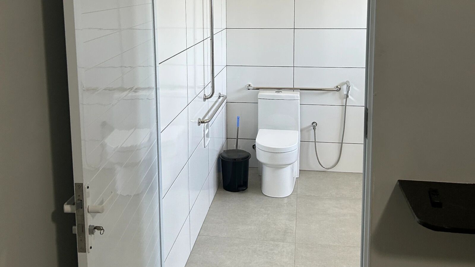 Classic Room | Bathroom | Shower