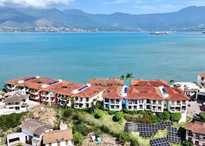 Exterior - Apartment with Ocean View in Gated Community (São Sebastião)