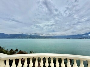Property grounds - Apartment with Ocean View in Gated Community (São Sebastião)