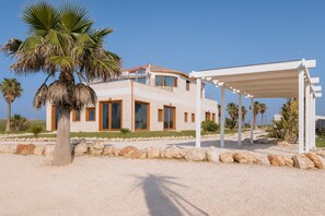 Exterior - Lalena's Garden (Sicilia)