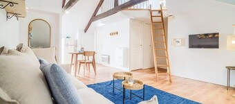 Esprit Surf en Centre-Ville – Studio Mezzanine