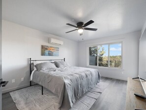 3 chambres, fer et planche à repasser, Wi-Fi gratuit, draps fournis