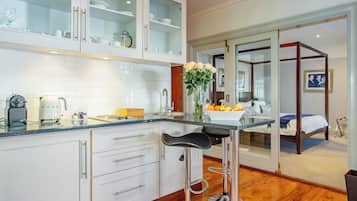 Luxury Double Room | Private kitchen