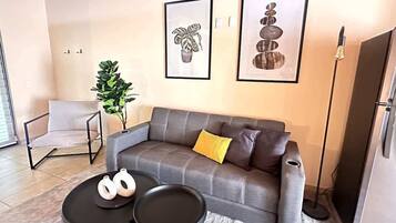 开间 (Unit 3) | 起居区