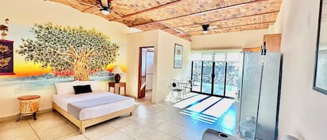 Estudio (Unit 2) | Wifi gratis y ropa de cama