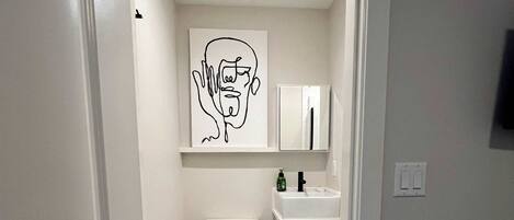 Studio Suite | Bathroom | Towels