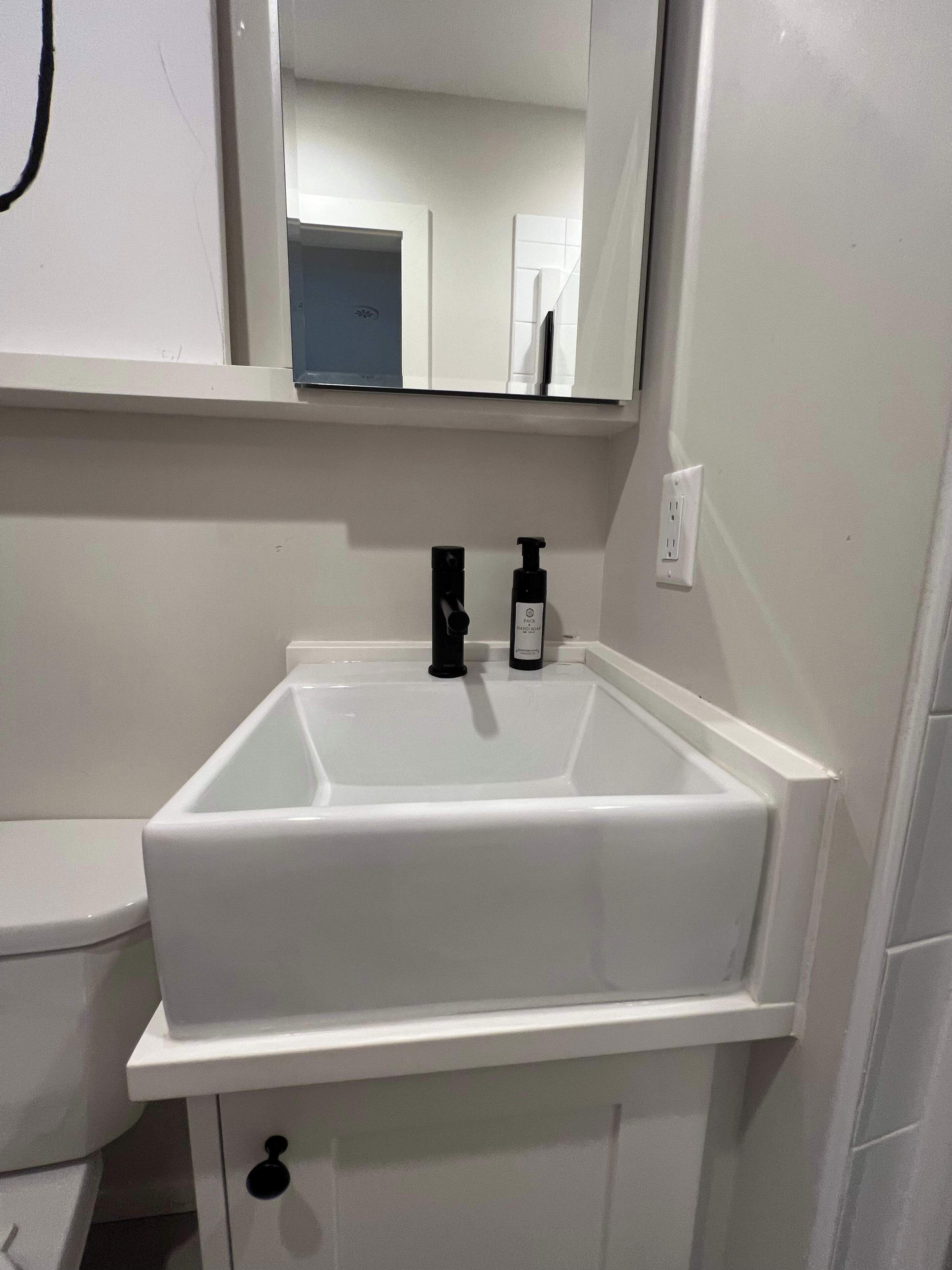 Studio Suite | Bathroom | Towels