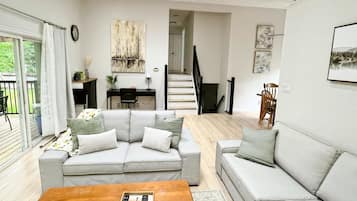 Apartment | Living area