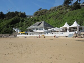 Beach - Comfortable apartment with exceptional view of port, beach and sea (Barneville-Carteret)