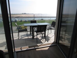 Interior - Comfortable apartment with exceptional view of port, beach and sea (Barneville-Carteret)