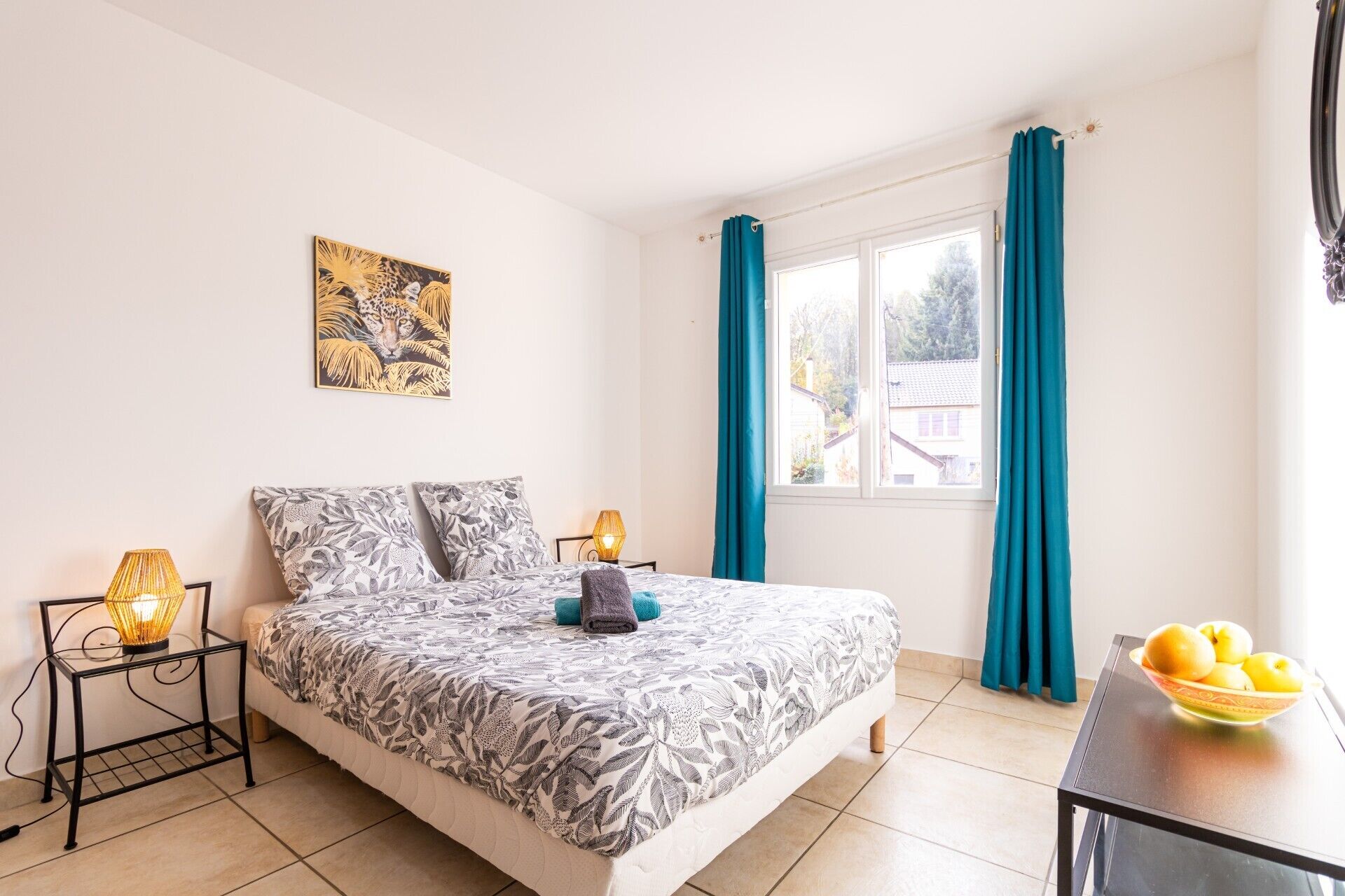 Bügeleisen/Bügelbrett, Reisekinderbett, kostenloses WLAN, Bettwäsche