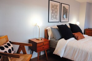 Iron/ironing board, travel crib, internet, bed sheets