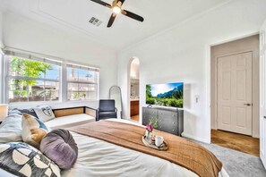 3 chambres, fer et planche à repasser, Wi-Fi