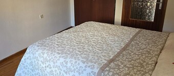 Quite Apartment 1 minute from Agios Dimitrios Church