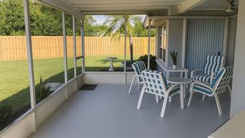 Suite, patio | Terrasse/Patio