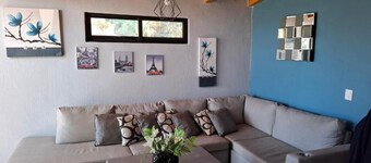 Serene 2-bedroom cabin in charming Mazamitla getaway