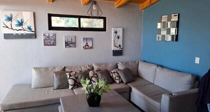 Serene 2-bedroom cabin in charming Mazamitla getaway