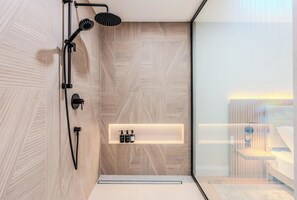 Shower, hair dryer, towels, soap - Luna Suite At The Taiga On Animal Sanctuary (East Gwillimbury)