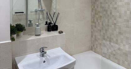 Modern Refurbished Apt in Stevenage Town Centre