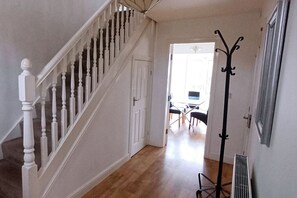 Interior - The Green House Durham Large Family & Contractor Stay Sleeps 12 with Ample Parking (Cornforth)
