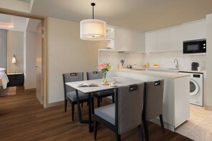 Apartment, 1 Bedroom, City View | Free WiFi