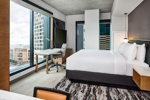 Studio, 1 King Bed | Hypo-allergenic bedding, individually decorated, individually furnished