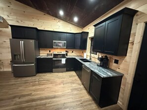 Mikrowelle, Ofen, Herdplatte, Geschirrspüler