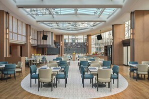 Tägliches inbegriffenes Frühstück